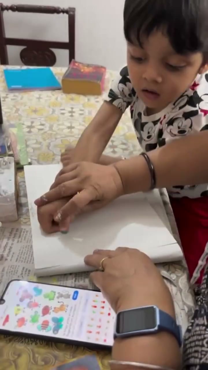 Young artist painting at a kids class